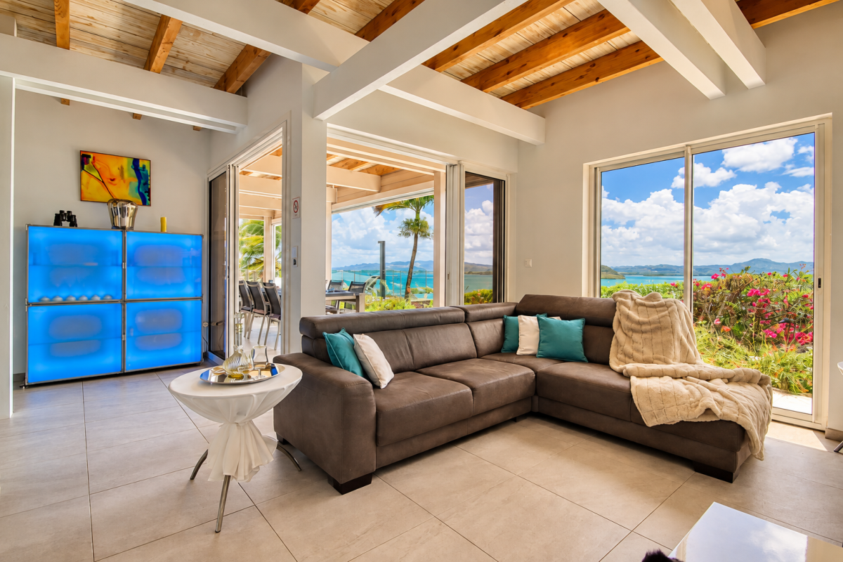 LIVING ROOM(3)